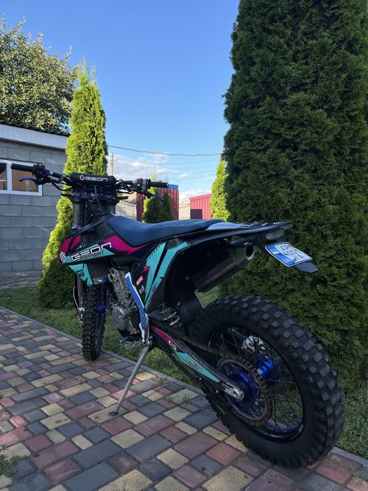 Продам Geon Gnx 300 EFI
