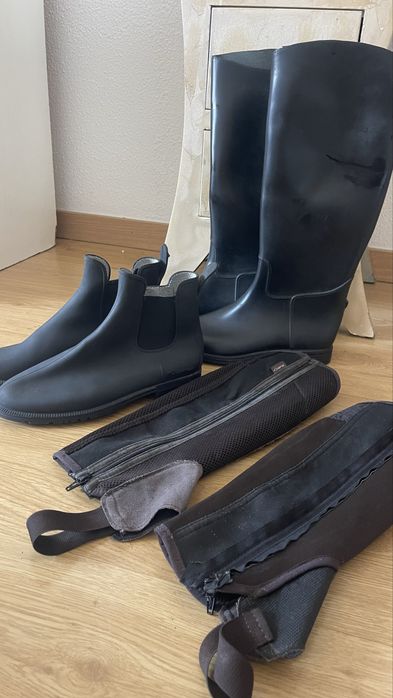 Botas de epismo512028121761075200