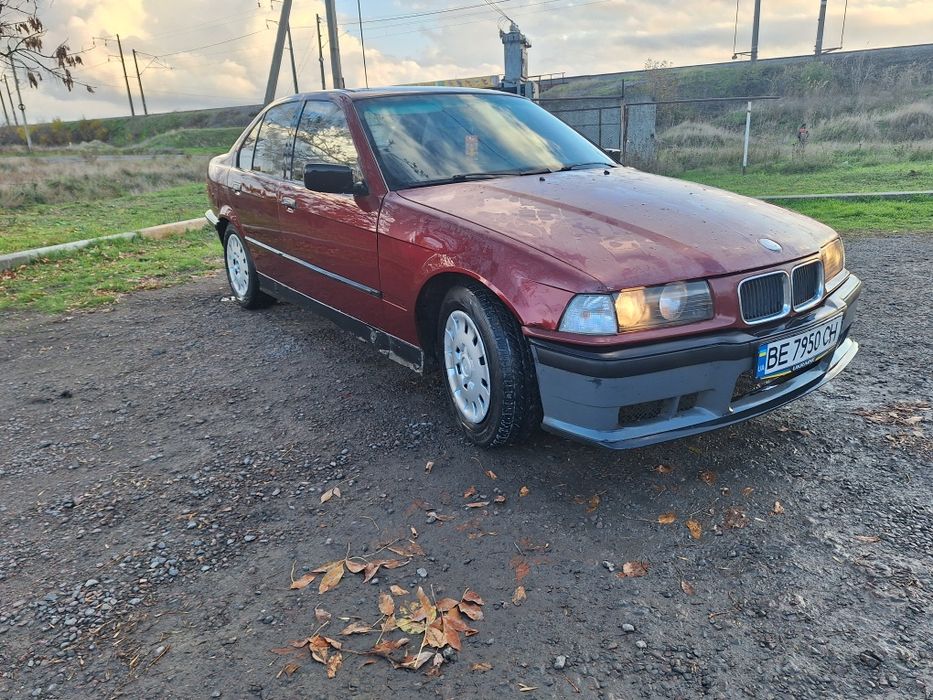 Продам е36, 1.8 бензин