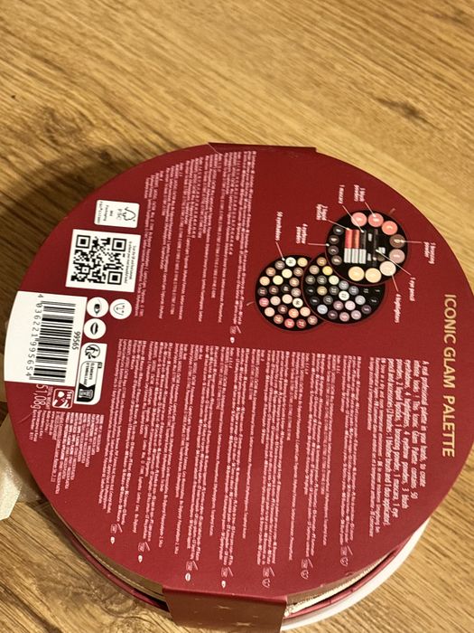 Pudełko  glam palette douglas