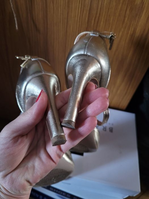 Sandały bravo moda 37 szpilka złote