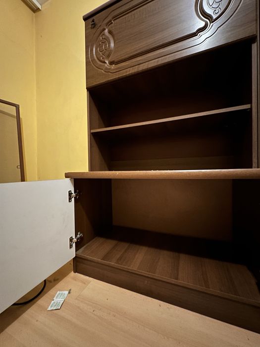 Стінка з креденсом та шафою 230 висота/48глибина /271ширина