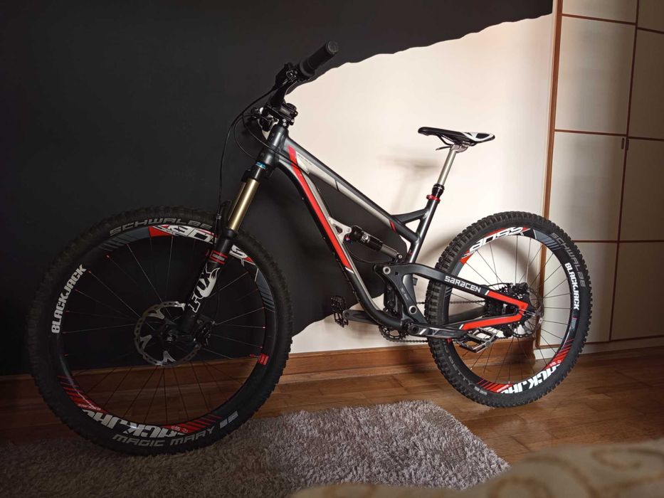 Enduro Saracen Ariel 151 Rodas Carbono