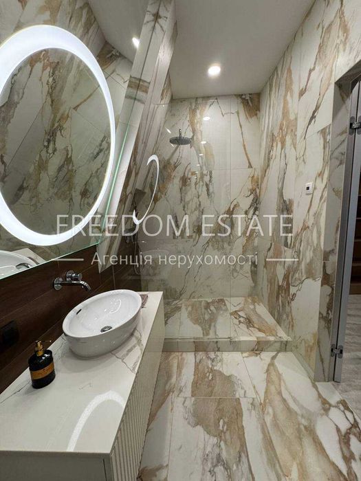399тыс.$ ПРОДАЖА / 3 спальни Квартира с новым ремонтом/в ЖК Резиденция