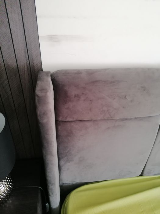 Vendo estrutura de cama