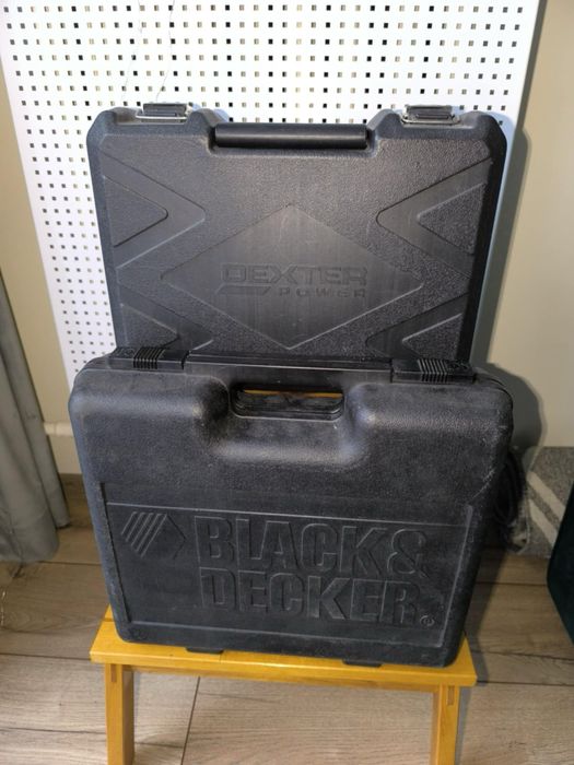 Walizka - skrzynka, wkrętarki cena za 2 szt