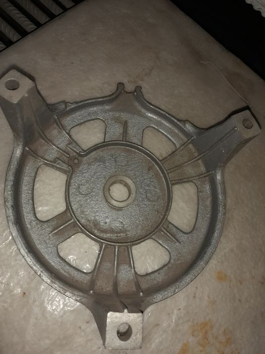 Продам корпус ручного стартера на лодочный мотор вихрь 25, 30.