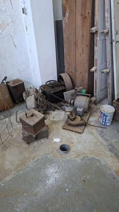 Motores antigos + madeira