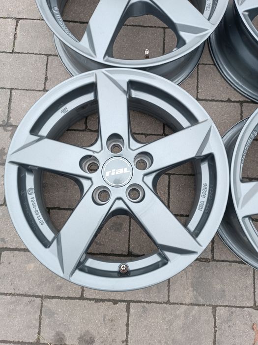 Komplet felg aluminiowych Rial Germany 5x100 ET40 15" Skoda VW
