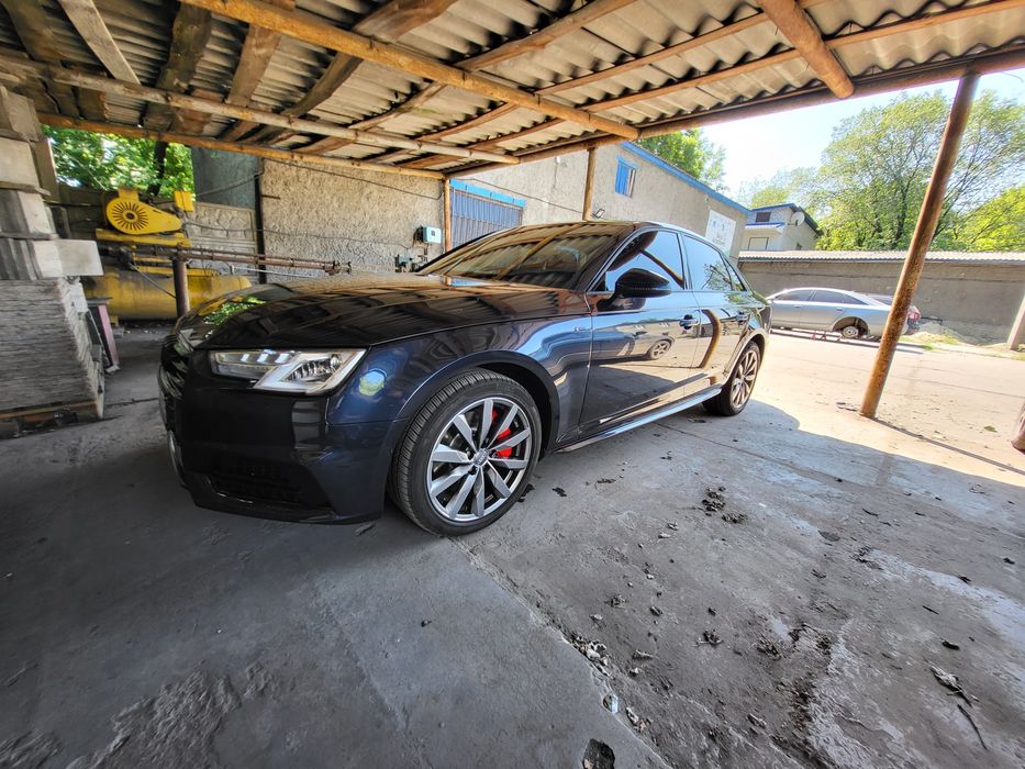 Audi a4 b9 2.0tfsi quattro