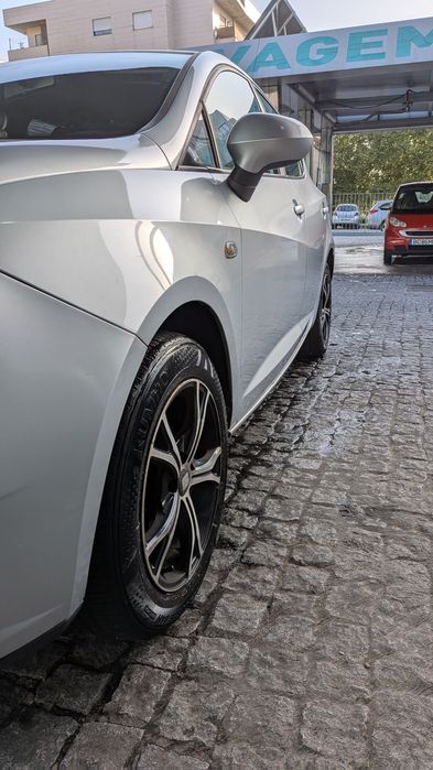 Seat Ibiza 1.4 TDI Ecomotive – 2009 – 80cv