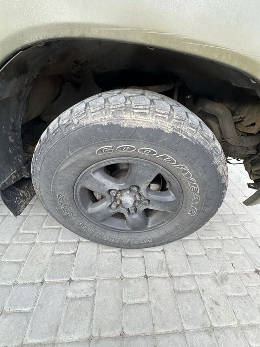 Toyota Land Cruiser 100  МЕХАНІКА 4.2 Дизель