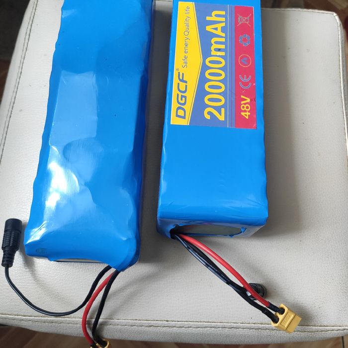 Аккумулятор litiy ion  48 v зарядное устройство