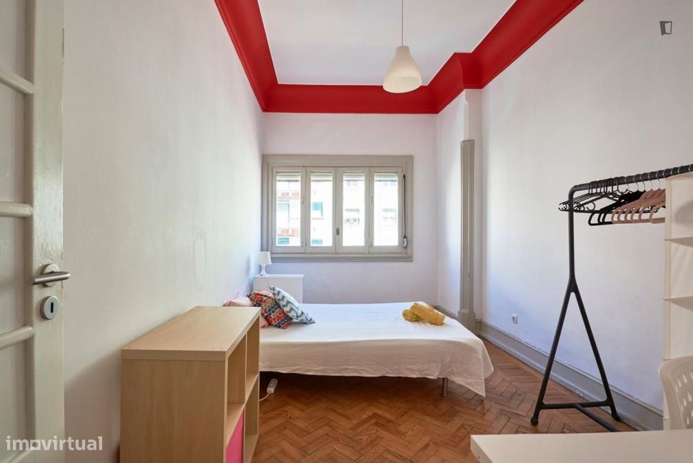Quarto - localizado em Alameda Lisbon