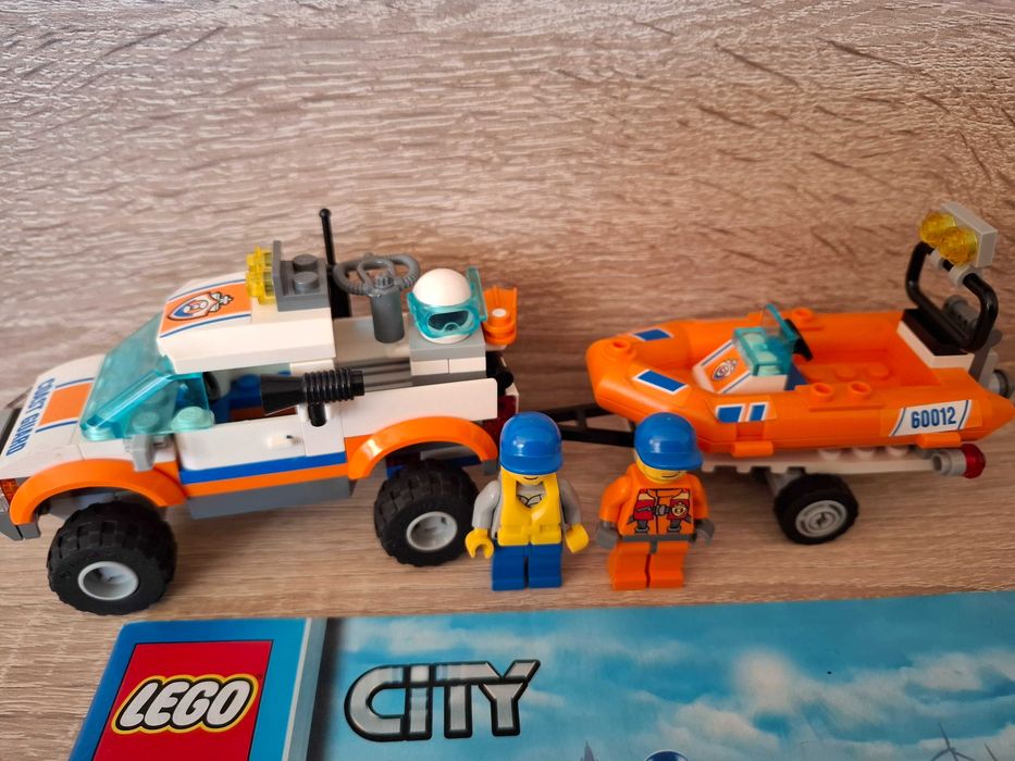 LEGO City 60012 Wóz terenowy i łódź nurków