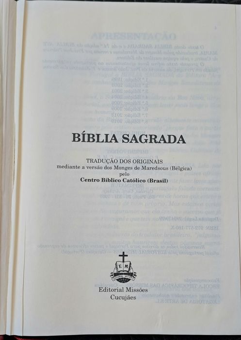 Biblia Sagrada edição capa dura