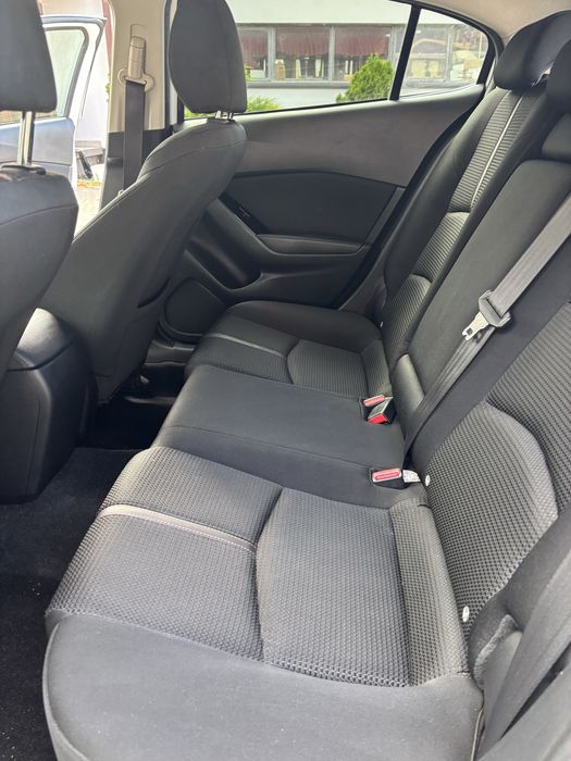 Samochod mazda 3 2017r 1.5 diesiel