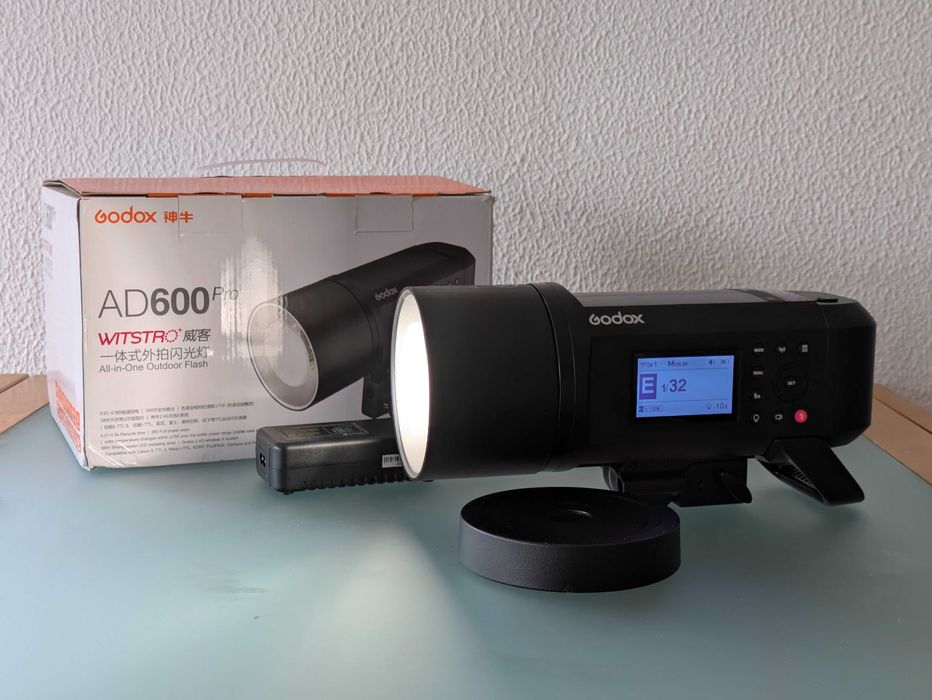 Flash Godox 600Pro