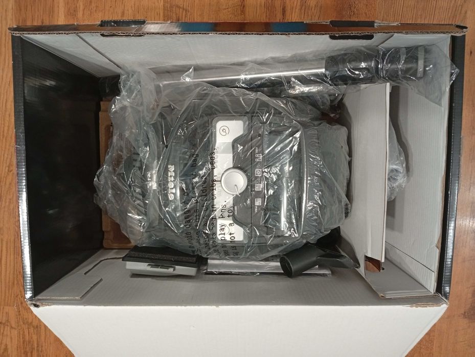 Odkurzacz bezworkowy Miele Boost CX1 Cat&Dog PowerLine SNCF0