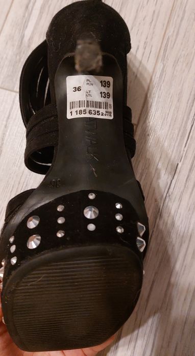 Buty na obcasie catwalk 36
