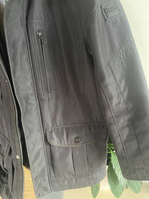 Kurtka męska zimowa czarna, z kapturem , rozmiar M/L, C&A