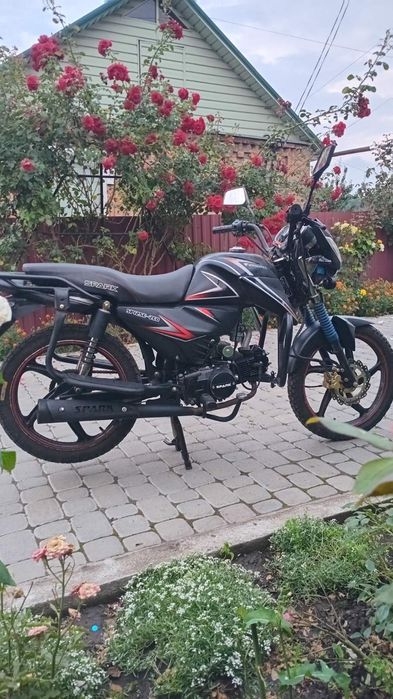 Продам мотоциклол spark 125
