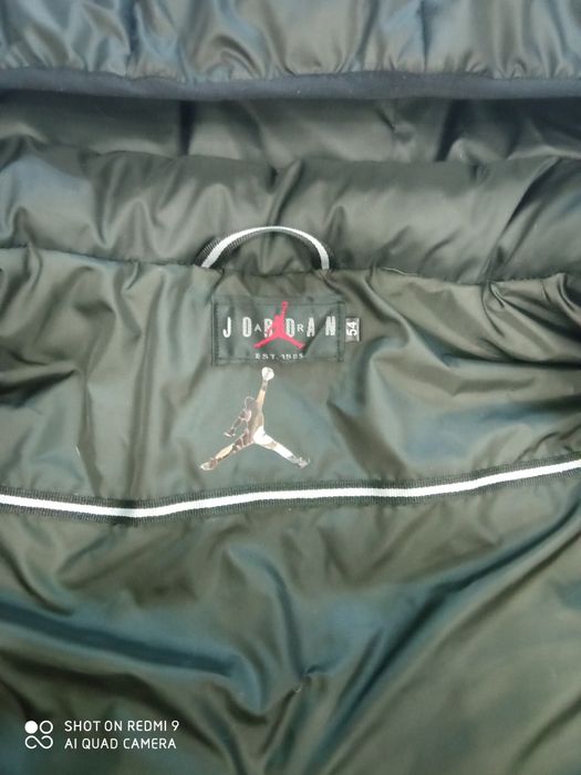 Пуховой жилет мужской Jordan XS-2XL безрукавкДжордан с капюшоном и без
