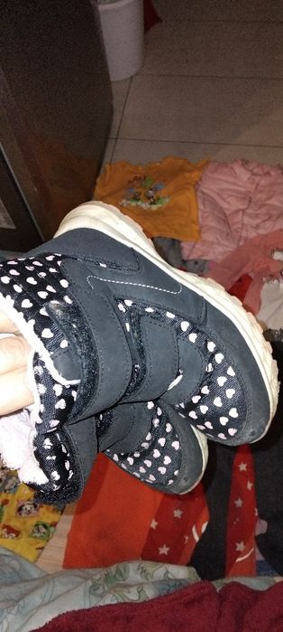Продам детский комплект вещей1-4 годика.