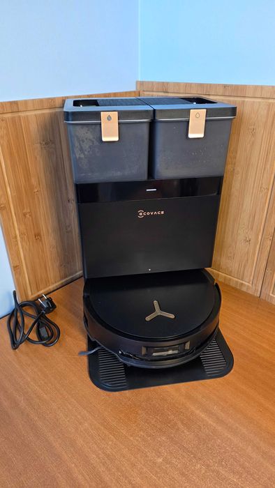 Ecovacs Deebot X8 PRO Omni - Robot odkurzacz