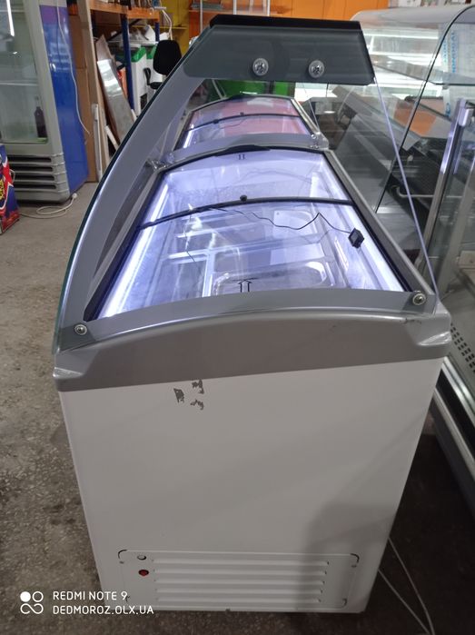 Витрина холодильная 1.25-65.см  Ларь морозильная 100-1000.лит.  016