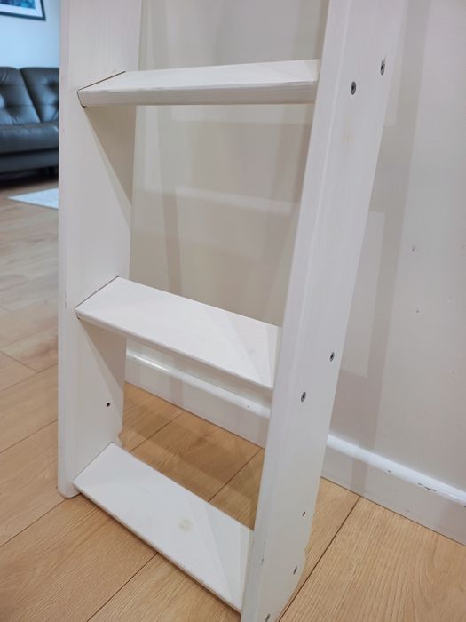 Drabinka do łóżka piętrowego Jysk VESTERVIG