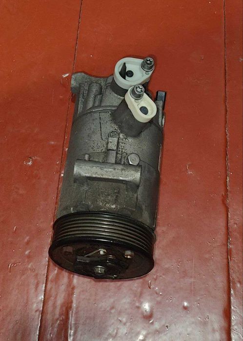 Компресор кондиціонера TSP0155997 під ВІДНОВЛЕННЯ