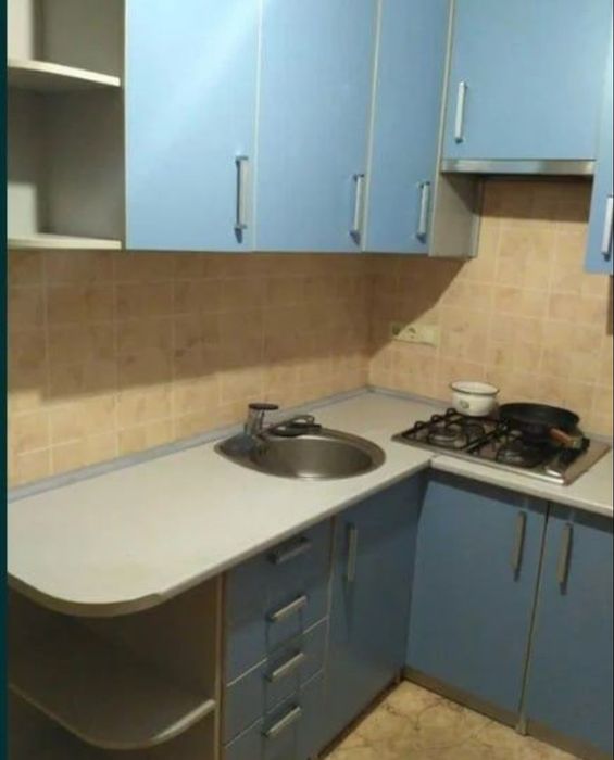 Продам 1 комнатную квартиру 2/5 этаж, ул. Лахтинская, Бабурка