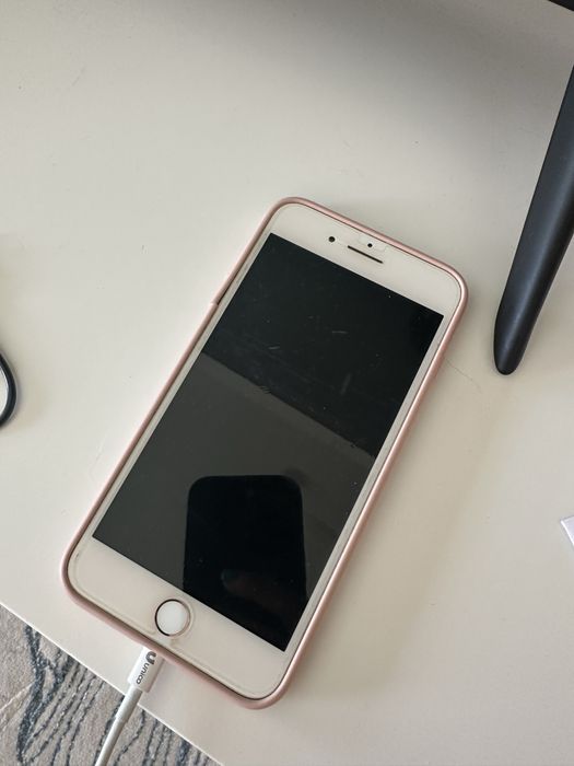 iPhone 7 Plus 32GB – a funcionar bem + capa