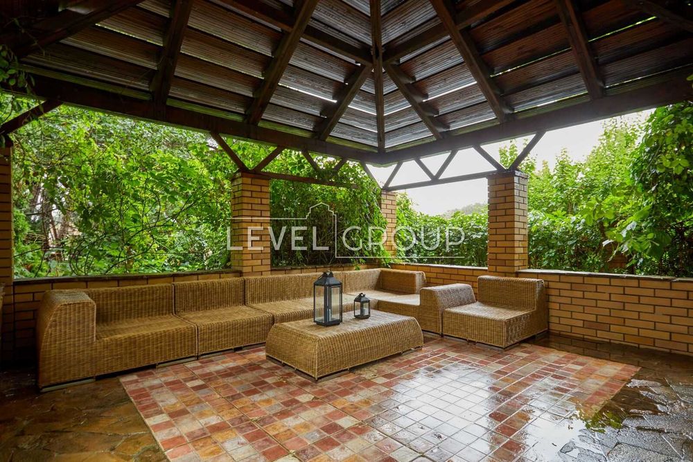 Дизайнерський будинок 586 м2 Гатне Крюковщина