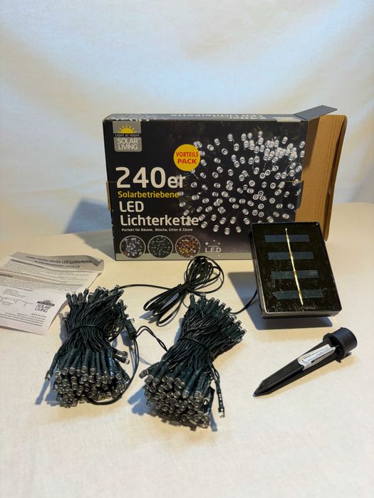 Lampki solarne ogrodowe Solar Living 240 LED białe + panel