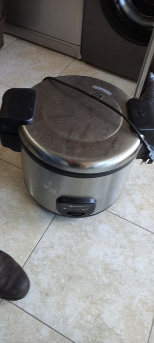 Panela elétrica Hendi