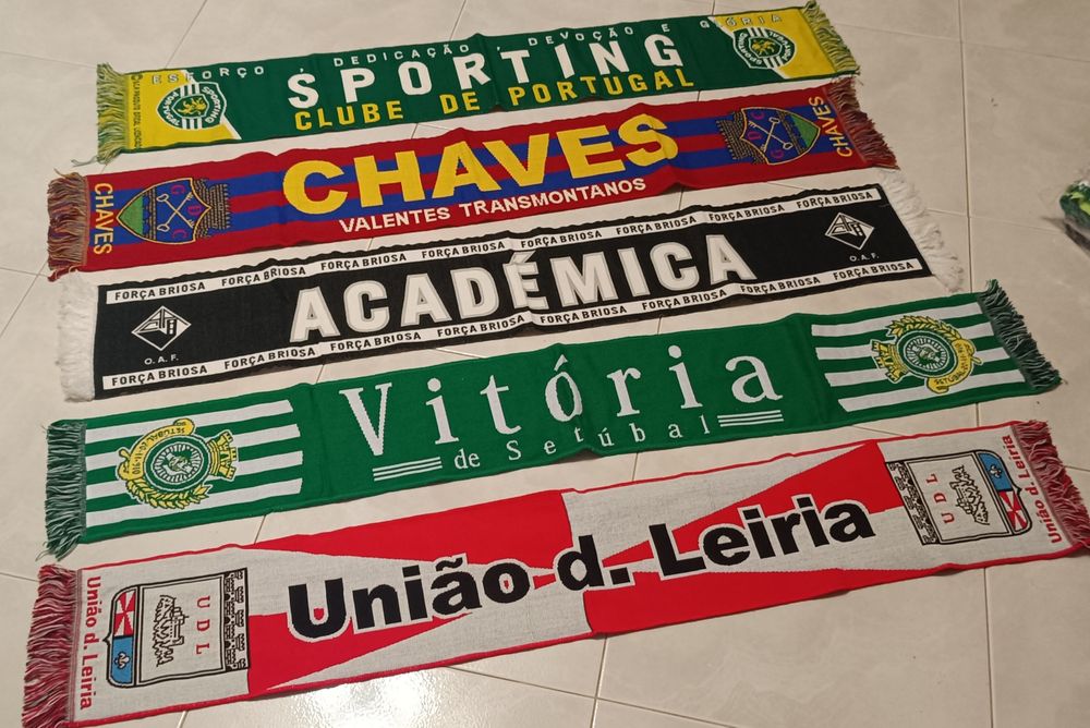 5 cachecois de futebol de varios clubes