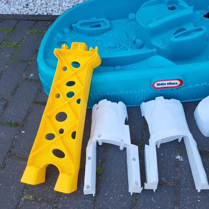 Stolik wodny little tikes