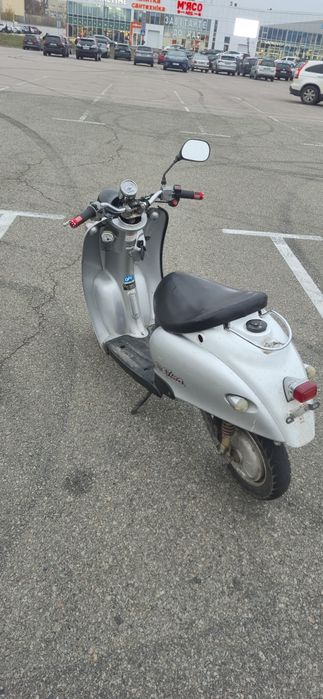 Электроскутер Yamaha Vino 1985 продається без акумулятора