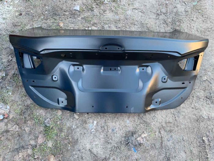 Крышка багажника Ford Mondeo Fusion 2013 2014 2015 2016 2017 2018