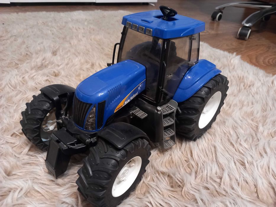 New holland t8040 bruder