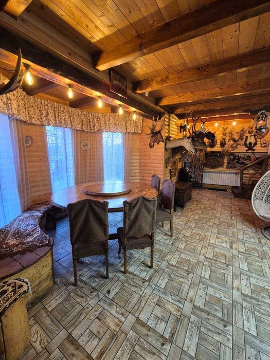 Продається діючий відпочинковий комплекс в горах в с. Грушево.