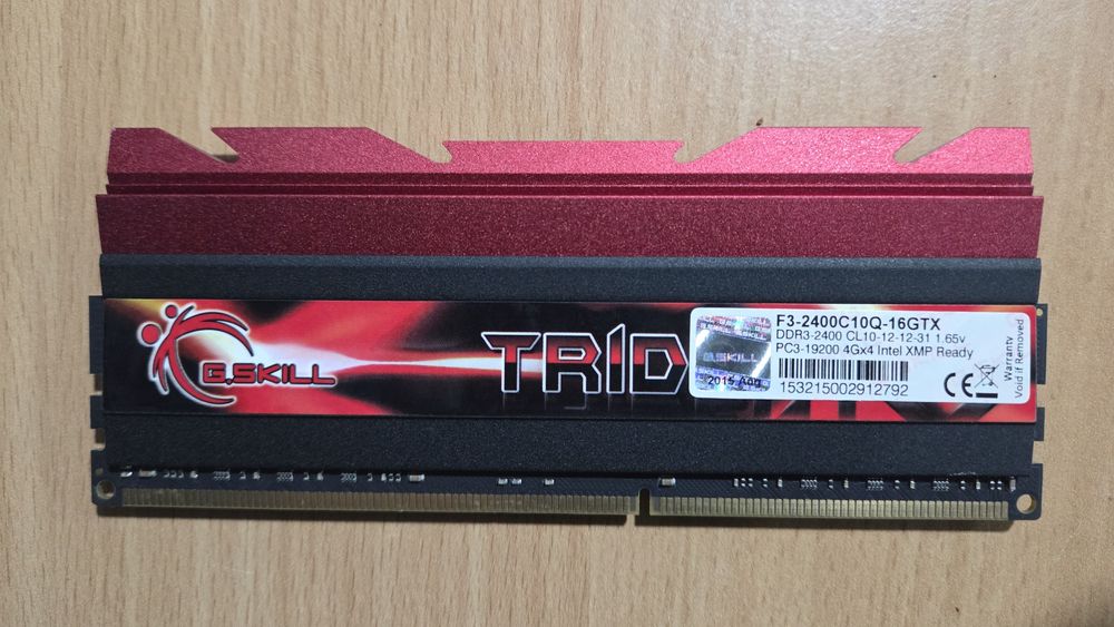 Kit Memória RAM G.SKILL Trident DDR3 16 GB (4 x 4 GB) 2400 MHz CL10