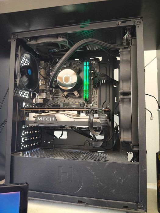 PC gamer R9 rx6750xt/ ozone 240hz