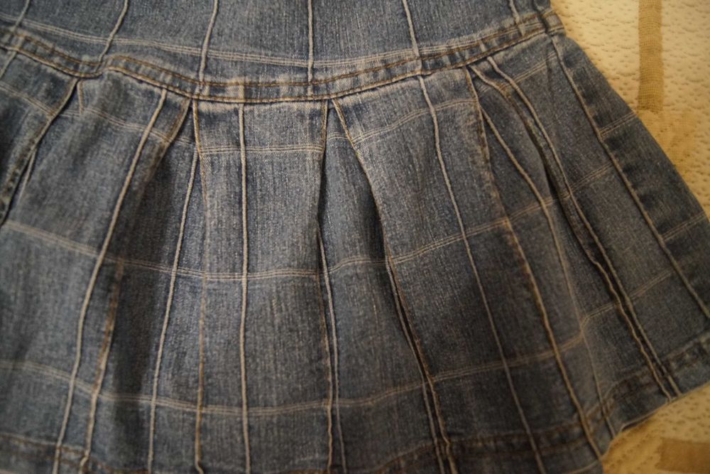 spódniczka dżinsowa jeans kwiatki wyszywane r. 122