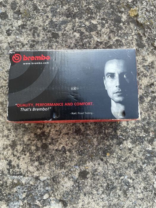 Оригінальні гальмівні колодки  «brembo» на BMW