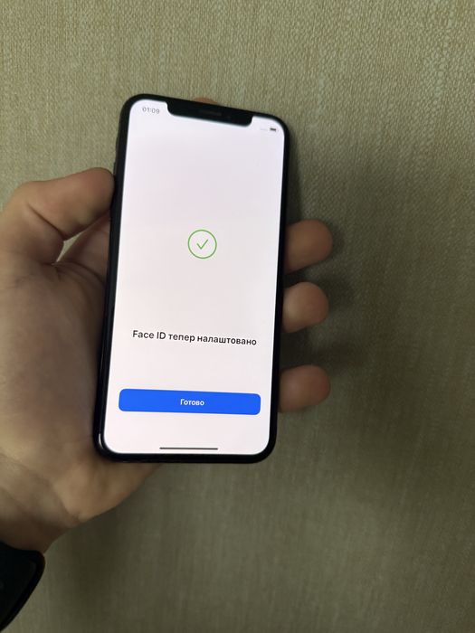 Айфон X на 256 ГБ