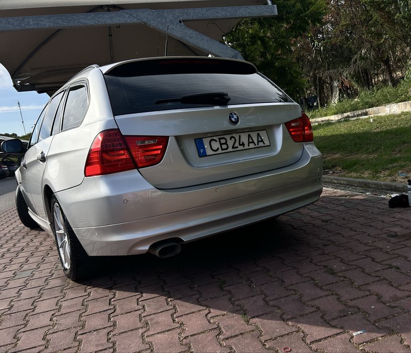 Bmw 320 D auto 2011 184cv