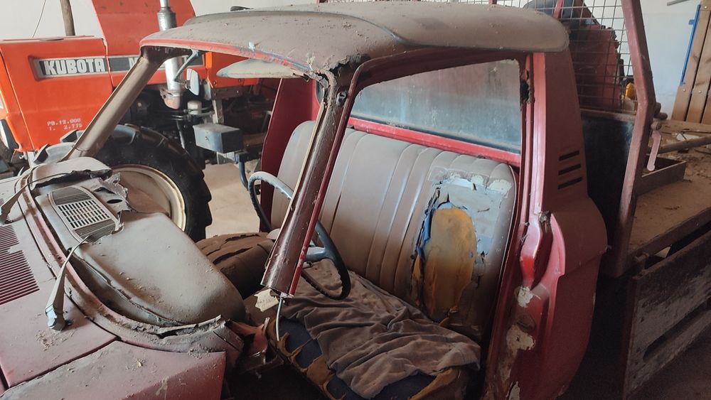 Carrinha Bedford KBD 25 para restauro